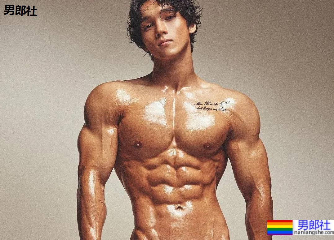 天啦!肌肉男菩萨火了,网友们都炸开锅了! - 51虹马 天啦!肌肉男菩萨火了,网友们都炸开锅了! - 51虹马