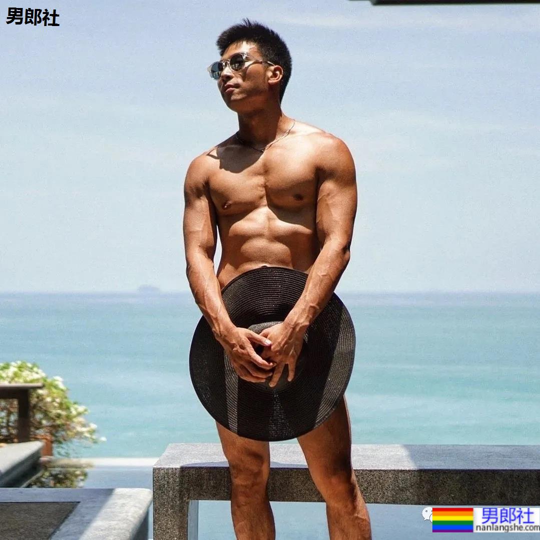 泰国医生帅哥不仅炼出了完美肌肉身材，而且还有肌肉男友 - 51虹马