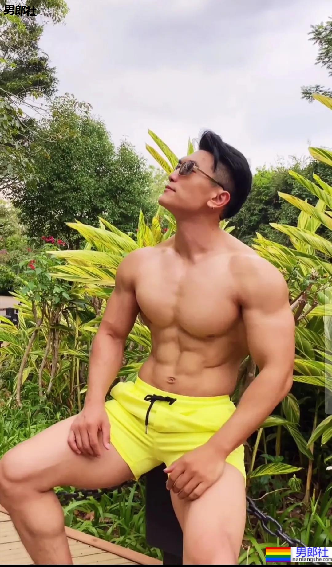 被误认为是肌肉快车司机,他的真实身份吓傻网友 - 51虹马 被误认为是肌肉快车司机,他的真实身份吓傻网友 - 51虹马