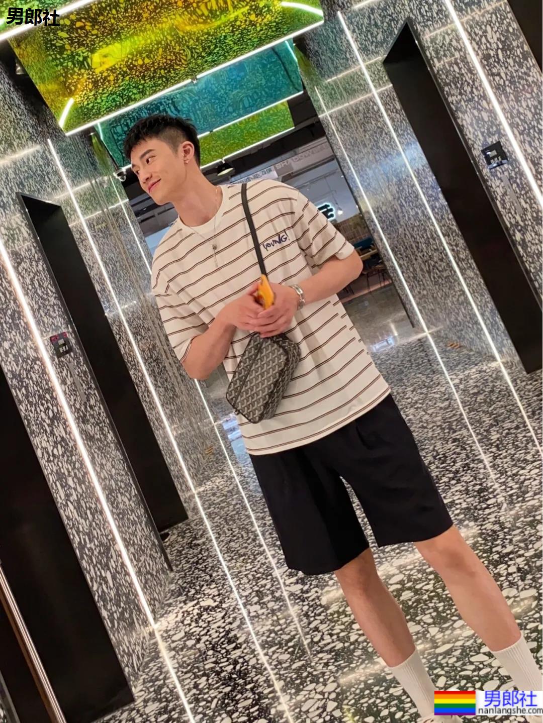 制服男生yyds!中了189CM大长腿正装男模的毒! - 51虹马 制服男生yyds!中了189CM大长腿正装男模的毒! - 51虹马