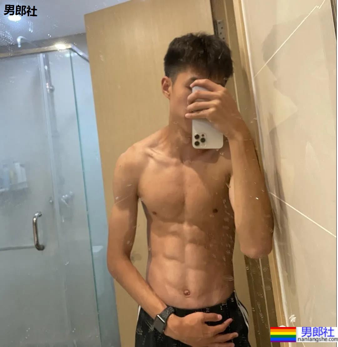 03年185CM腹肌体育生,嗷呜超凶! - 51虹马 03年185CM腹肌体育生,嗷呜超凶! - 51虹马