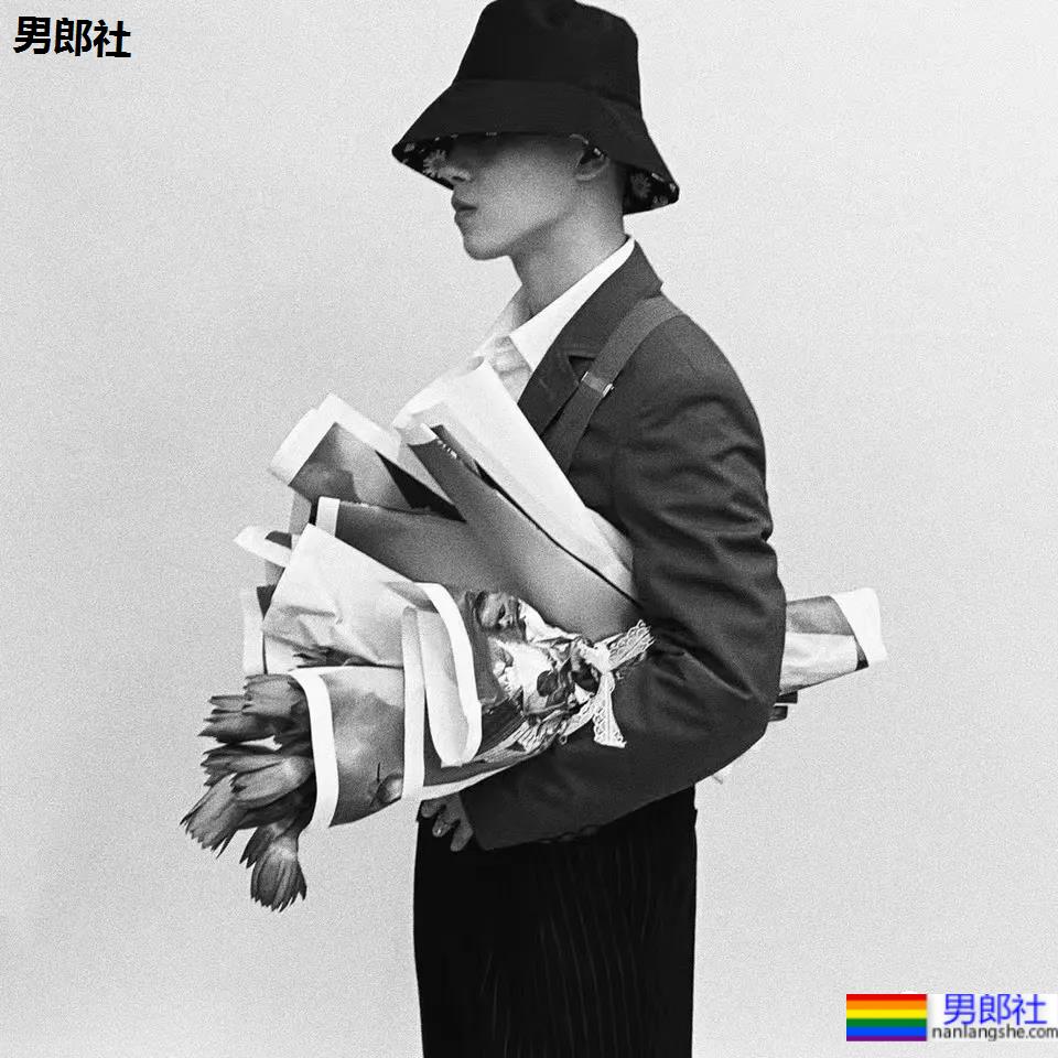 99年武汉小狼狗拍棒球运动大片，这身材太太太A了！ - 51虹马