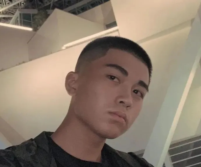 亚洲男生剪这样的发型，想不帅都难 - 51虹马