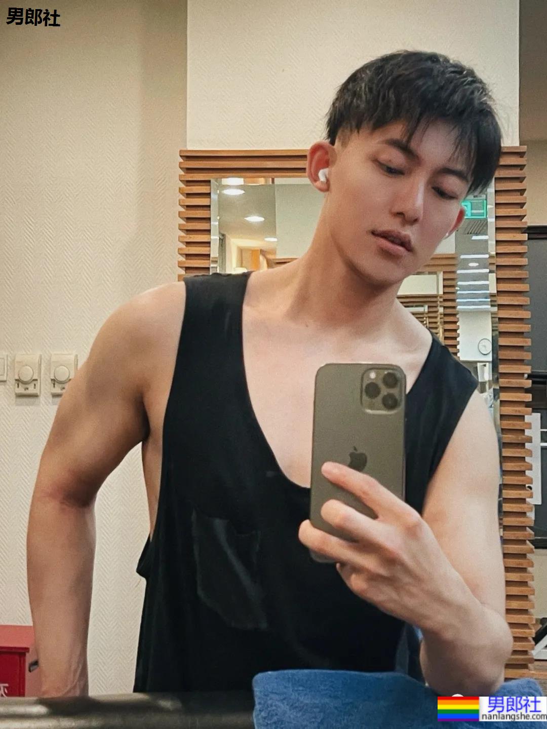 被央视校招的奶帅小哥，这是你的第几任男友？-51虹马