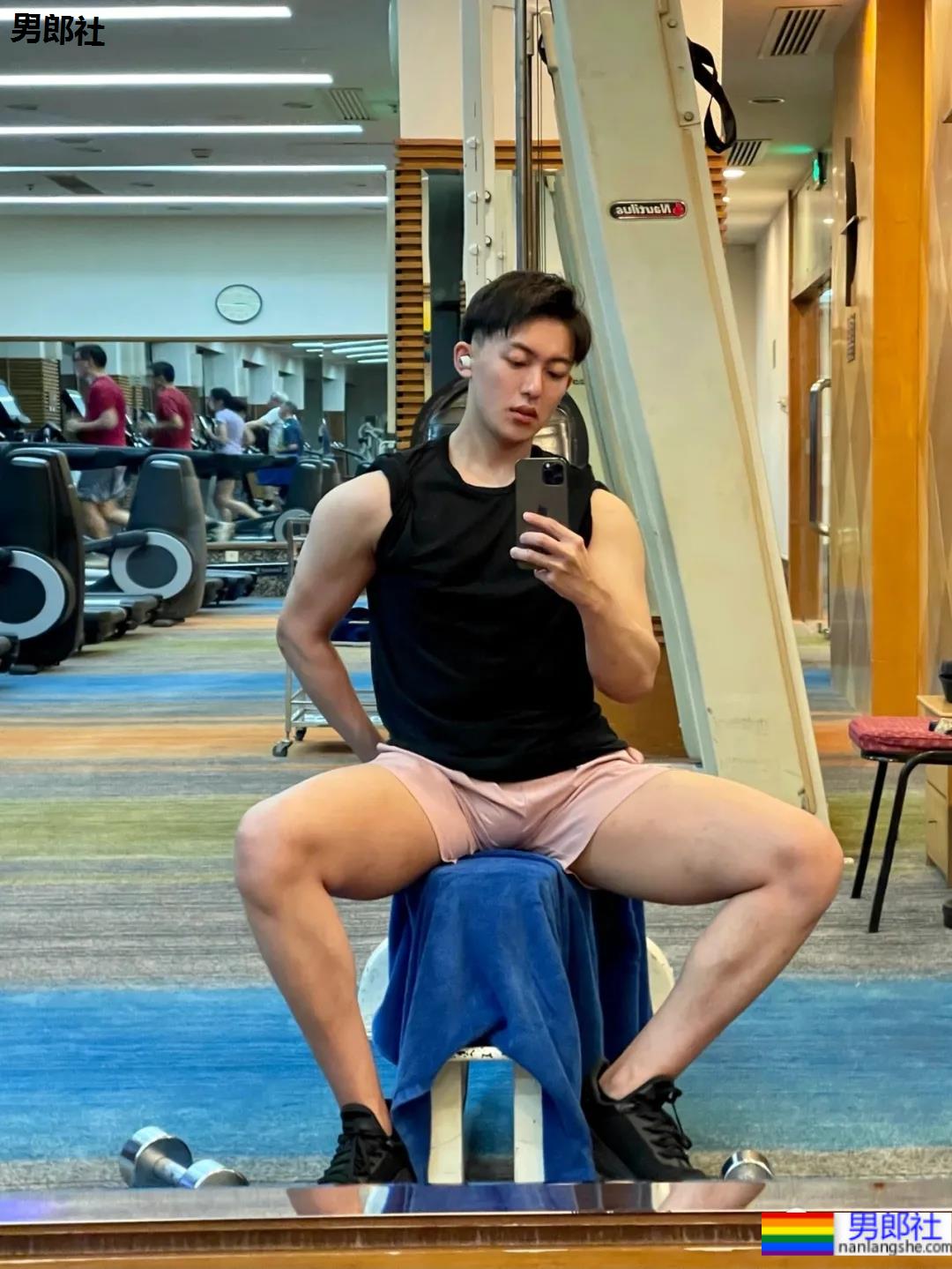 被央视校招的奶帅小哥，这是你的第几任男友？ - 51虹马