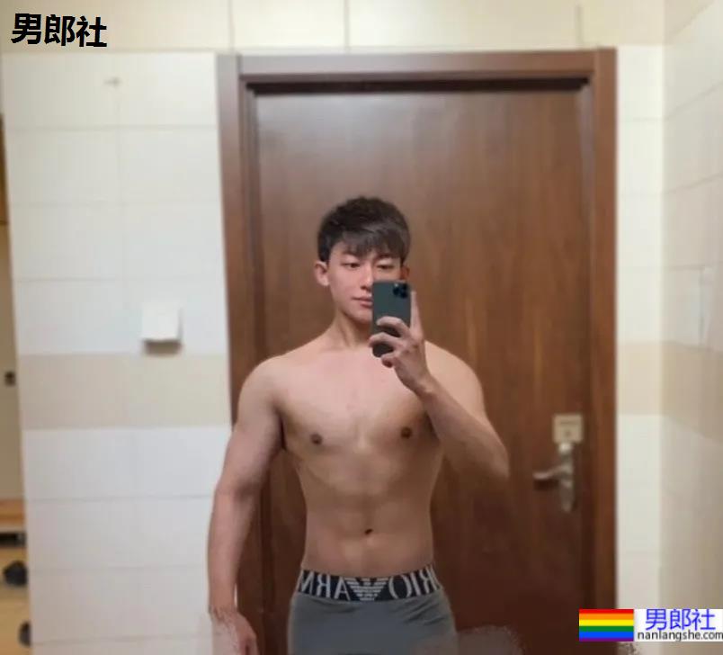 被央视校招的奶帅小哥，这是你的第几任男友？ - 51虹马