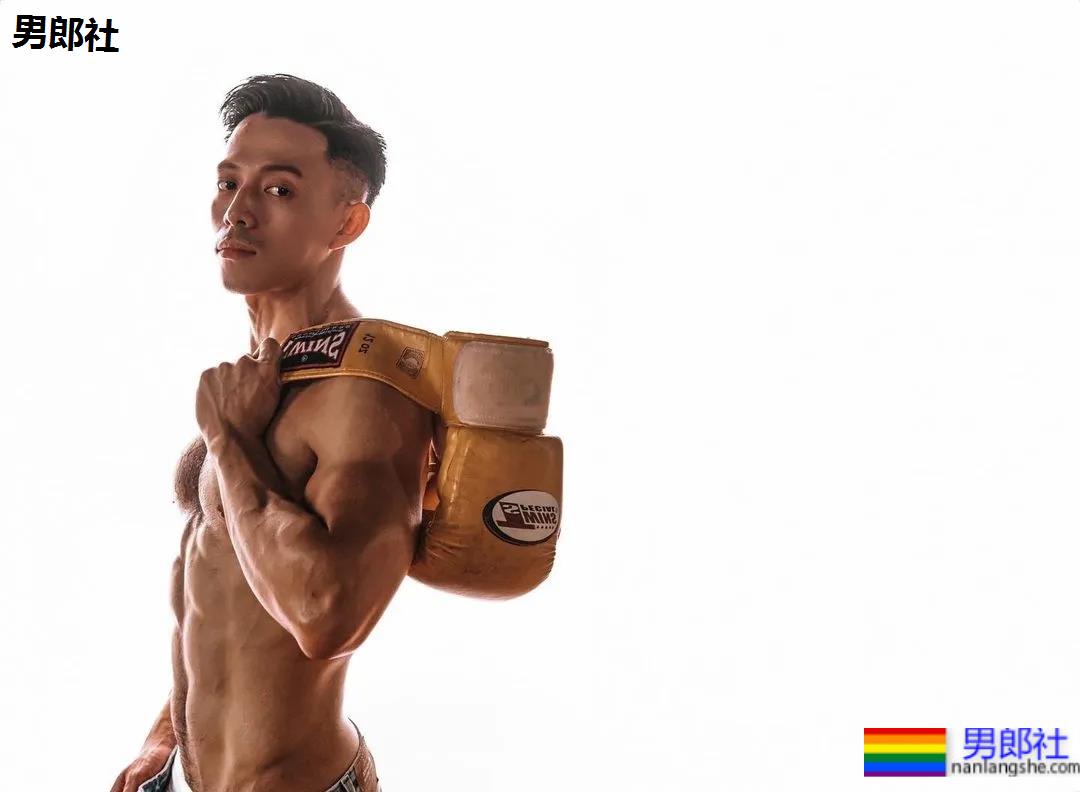 为什么网红帅哥都喜欢剃胸毛？ - 51虹马