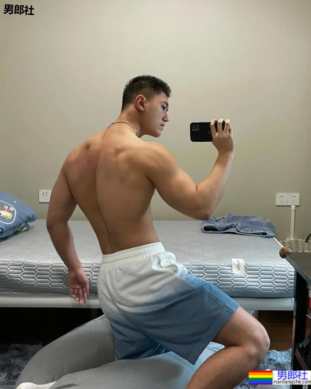 肌肉版杀心观音竟是他?网友:我用尽一生一世来将你供养 - 51虹马 肌肉版杀心观音竟是他?网友:我用尽一生一世来将你供养 - 51虹马