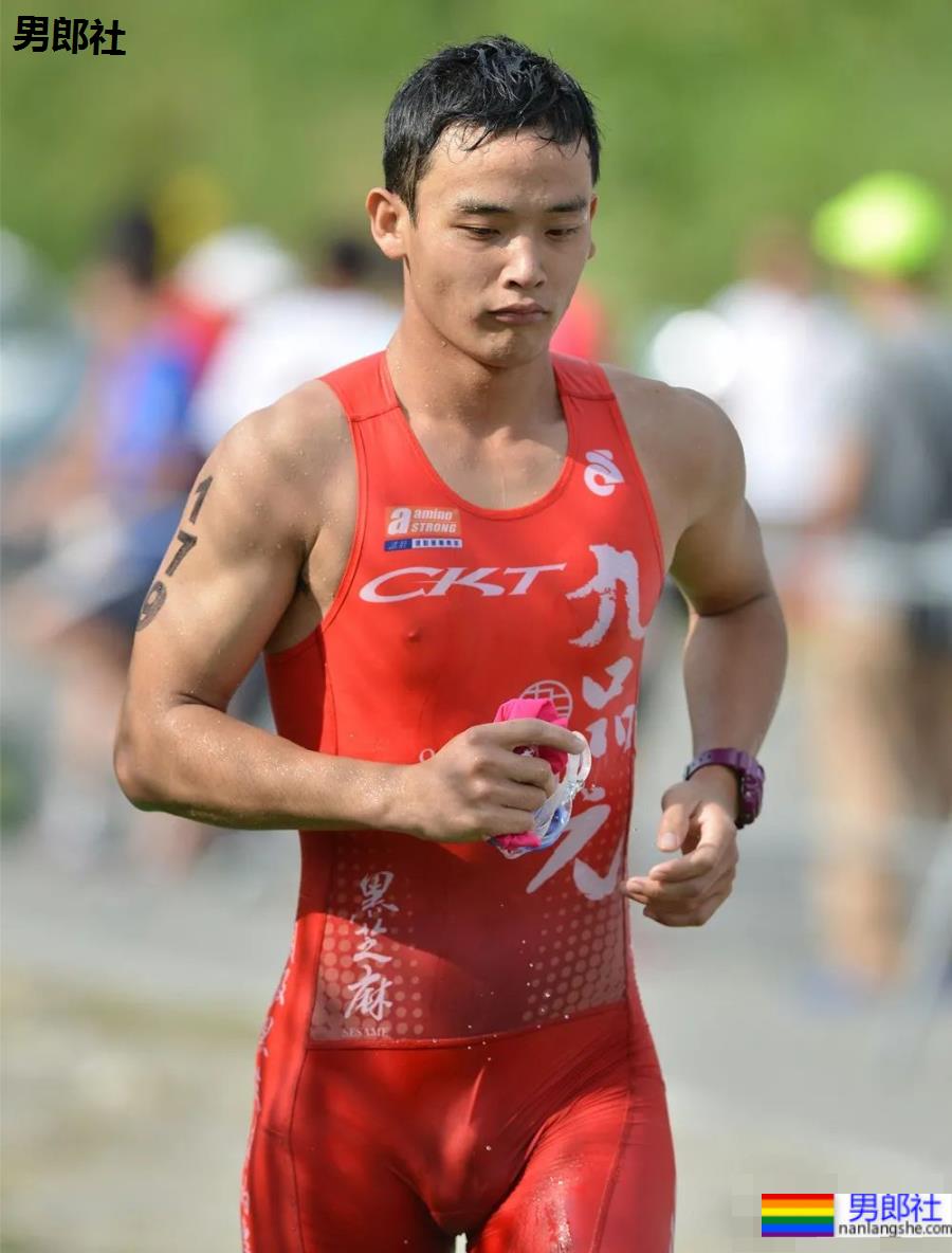 穿紧身衣比赛的铁人三项运动员有多好看？看了才知道-51虹马