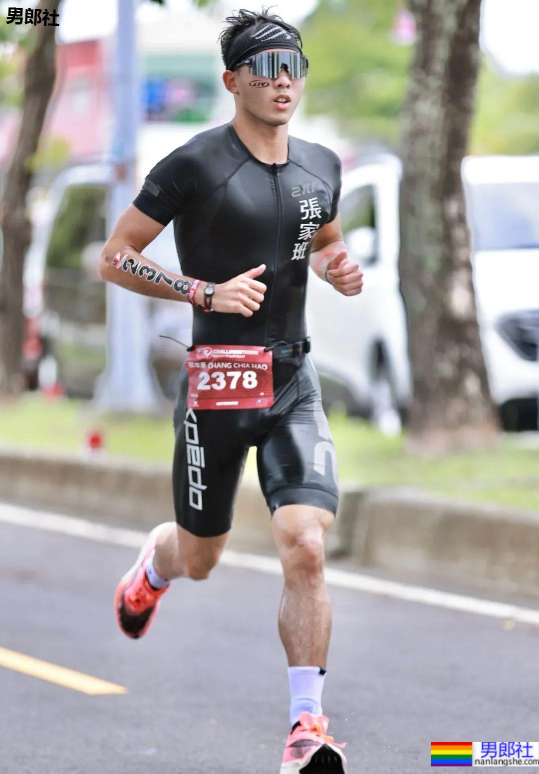 穿紧身衣比赛的铁人三项运动员有多好看？看了才知道 - 51虹马