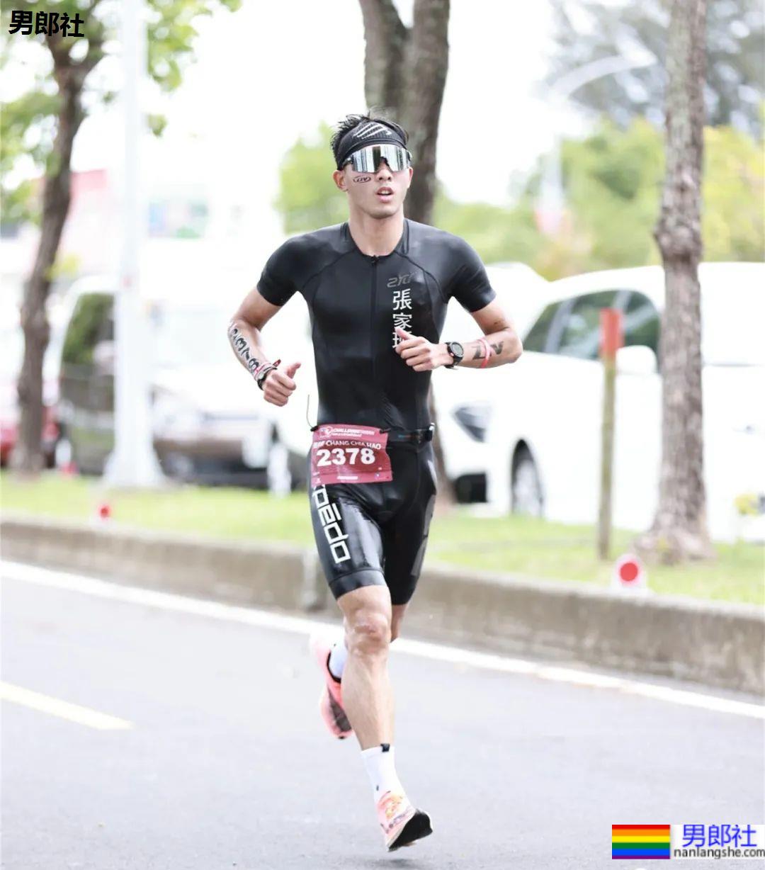 穿紧身衣比赛的铁人三项运动员有多好看？看了才知道 - 51虹马