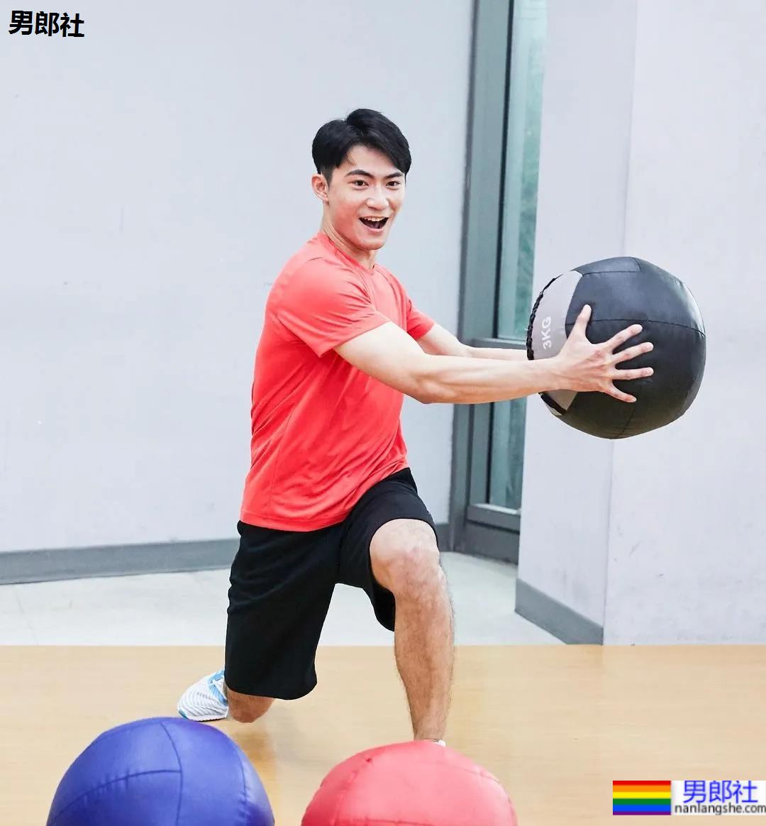 人良土兀天菜男模,INS私照实力藏不住 - 51虹马 人良土兀天菜男模,INS私照实力藏不住 - 51虹马