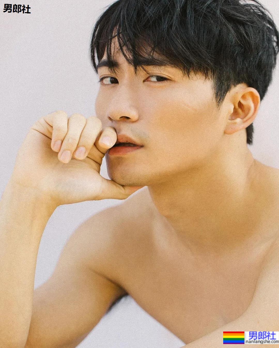 人良土兀天菜男模,INS私照实力藏不住 - 51虹马 人良土兀天菜男模,INS私照实力藏不住 - 51虹马