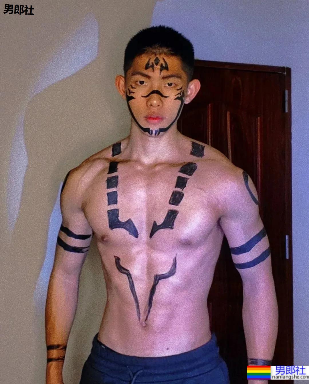 四川寸头腹肌小狼狗,高颜值大长腿太欲了! - 51虹马 四川寸头腹肌小狼狗,高颜值大长腿太欲了! - 51虹马