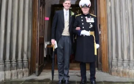 苏格兰陆军与相恋20年的同性恋人结婚-51虹马
