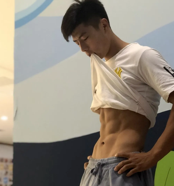 精液发黄是不是病？这3种颜色很危险！快来自测 - 51虹马