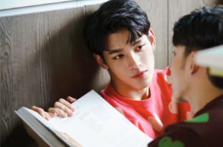 快点播!这颜值我跪舔! - 51虹马 快点播!这颜值我跪舔! - 51虹马