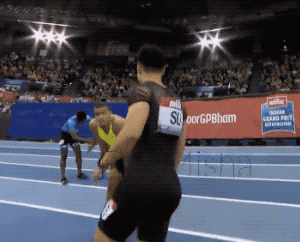 谢震业的腹肌，苏炳添的翘臀，梁劲生的长腿，田径队老公们的写真yyds! - 51虹马