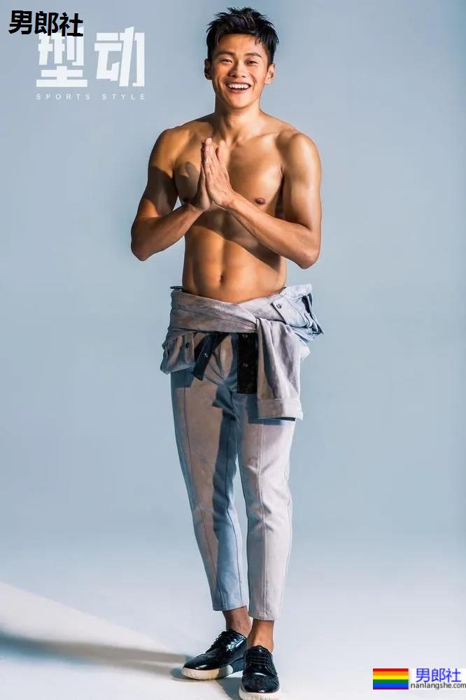 谢震业的腹肌，苏炳添的翘臀，梁劲生的长腿，田径队老公们的写真yyds! - 51虹马