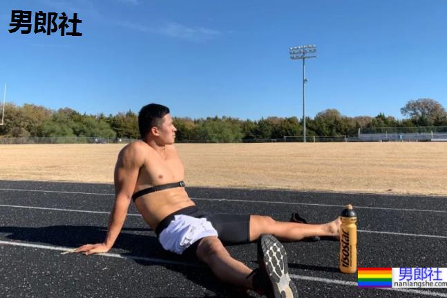 皮划艇肌肉运动员火了，野性荷尔蒙炸裂，网友直呼老公！ - 51虹马