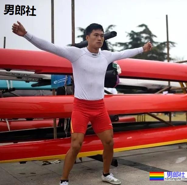 皮划艇肌肉运动员火了，野性荷尔蒙炸裂，网友直呼老公！ - 51虹马