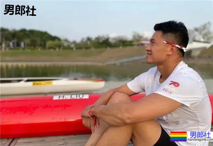 皮划艇肌肉运动员火了，野性荷尔蒙炸裂，网友直呼老公！ - 51虹马