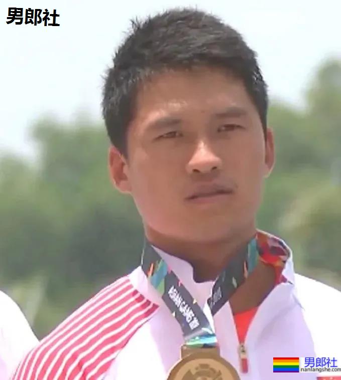 皮划艇肌肉运动员火了，野性荷尔蒙炸裂，网友直呼老公！ - 51虹马