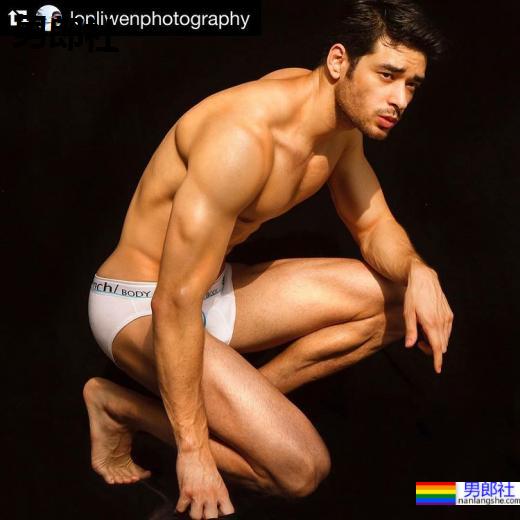 谁说肌肉模特只能矜持?菲律宾肌肉小哥又ㄎ一ㄤ又性感:John Spainhour - 51虹马 谁说肌肉模特只能矜持?菲律宾肌肉小哥又ㄎ一ㄤ又性感:John Spainhour - 51虹马