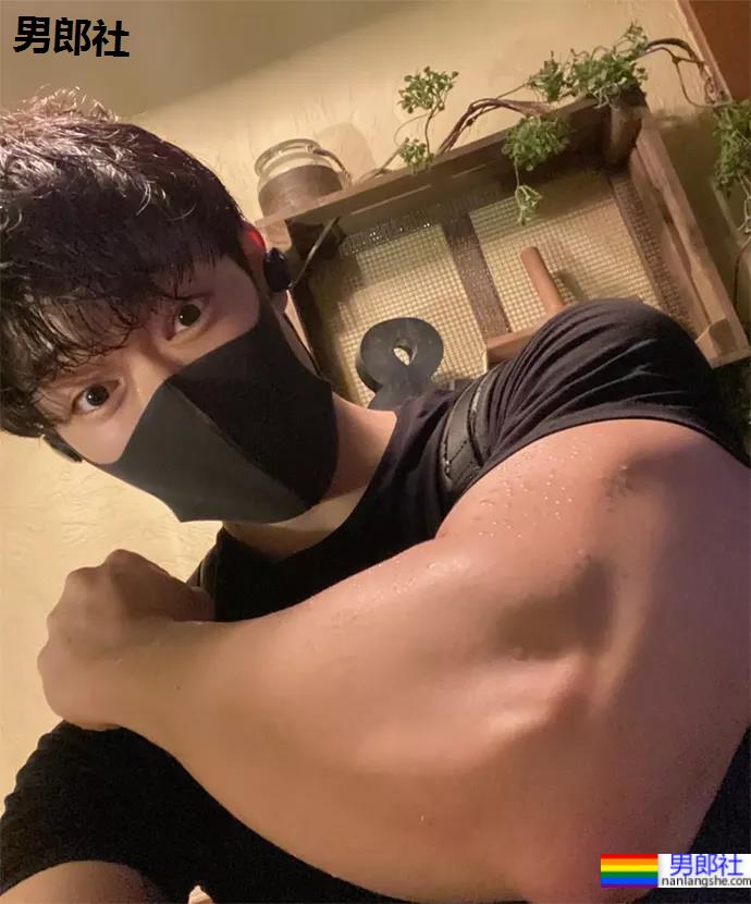 天菜筋築家ゆうき，身材超好 - 51虹马