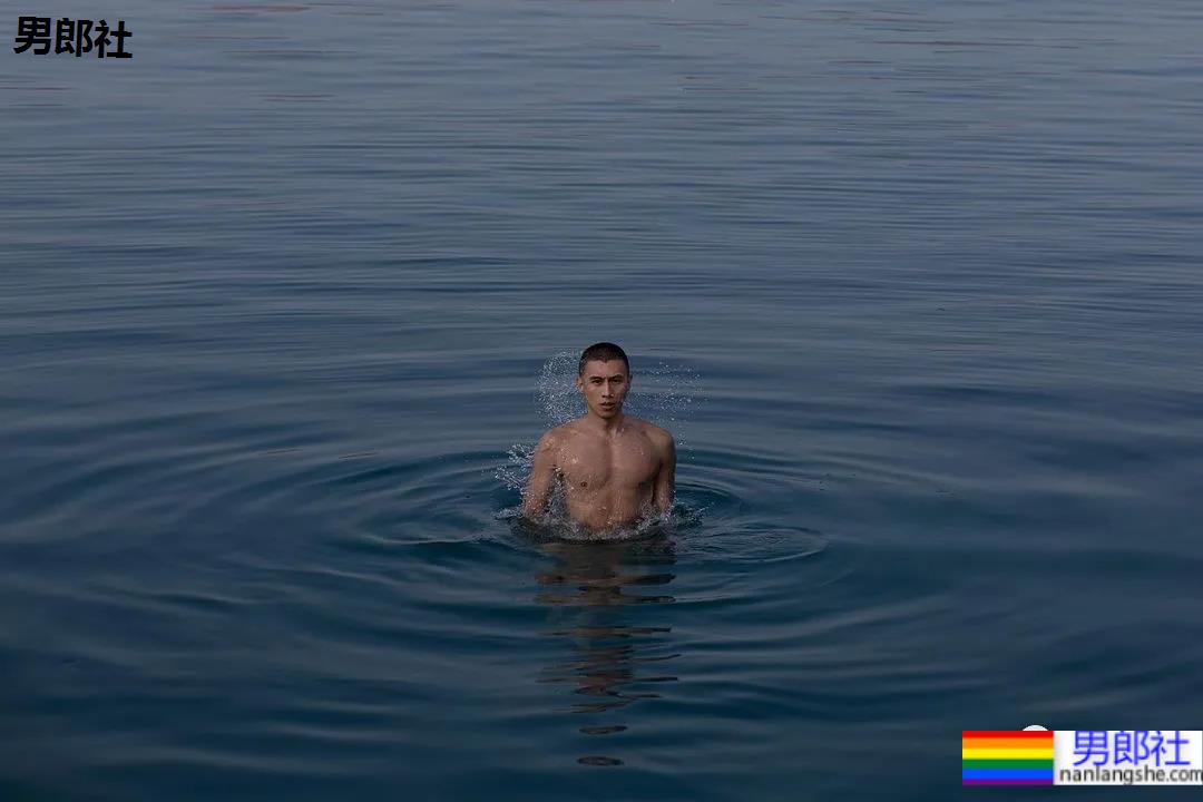 专访摄影师维克多​：在零下30°脱衣服拍写真是什么体验？ - 51虹马