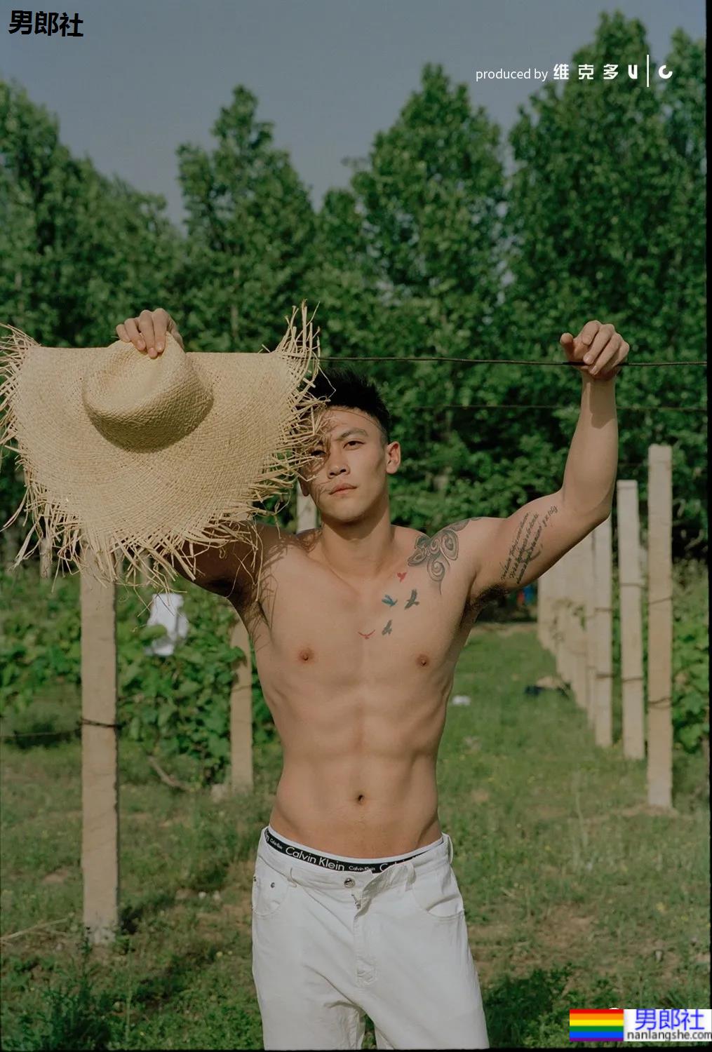 专访摄影师维克多​：在零下30°脱衣服拍写真是什么体验？ - 51虹马