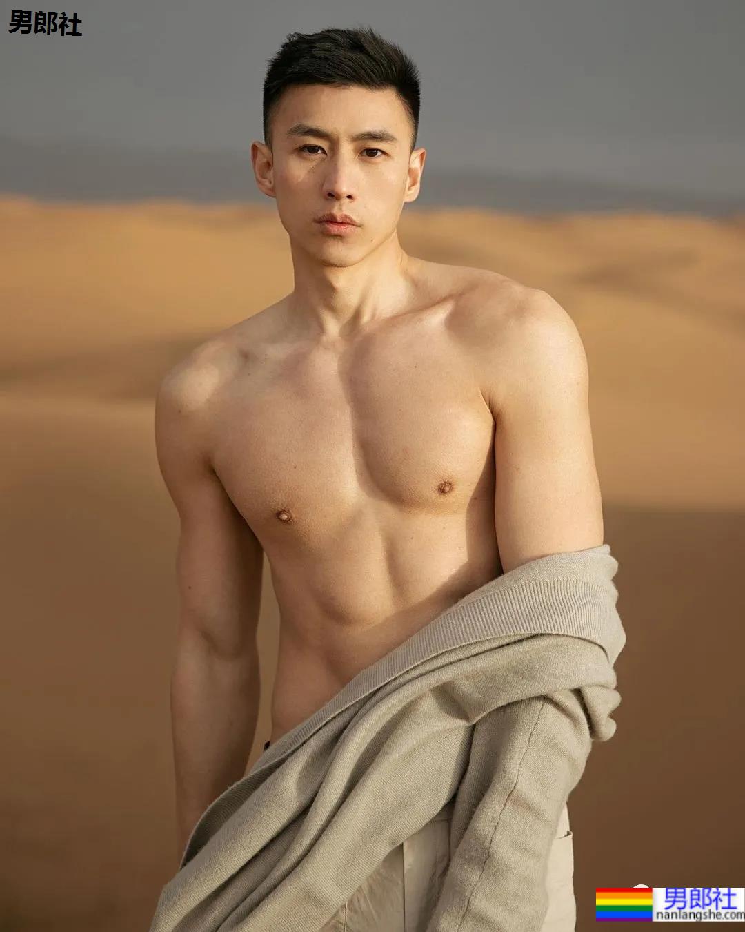 专访摄影师维克多​：在零下30°脱衣服拍写真是什么体验？ - 51虹马