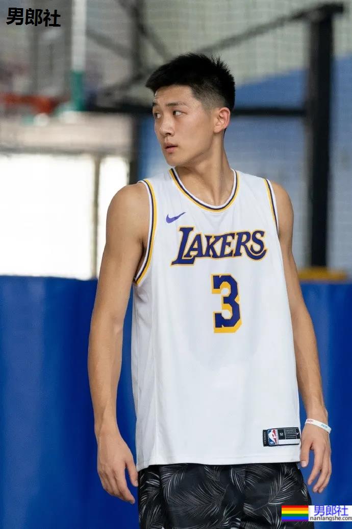 湖南理工02年185CM篮球体育生,薄肌寸头长腿弟弟也太可了吧! - 51虹马 湖南理工02年185CM篮球体育生,薄肌寸头长腿弟弟也太可了吧! - 51虹马