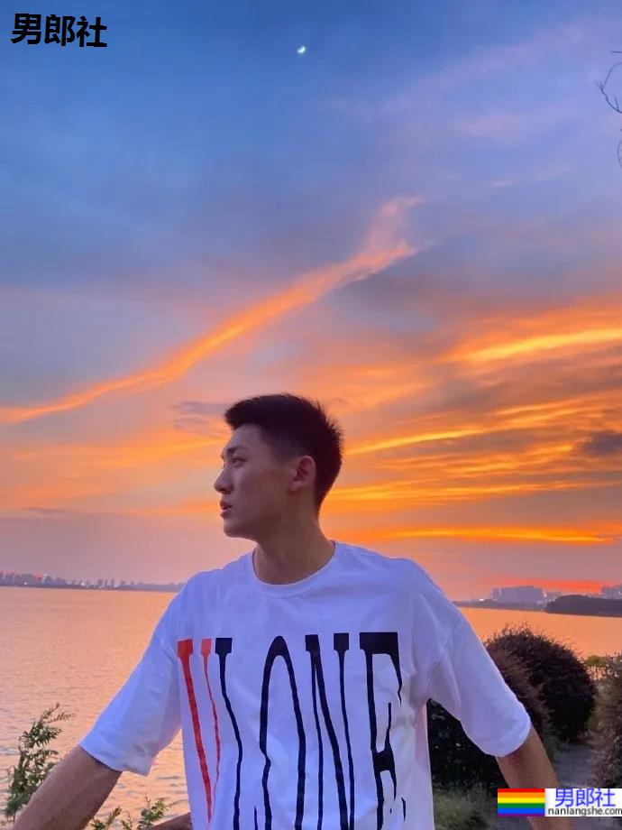 湖南理工02年185CM篮球体育生,薄肌寸头长腿弟弟也太可了吧! - 51虹马 湖南理工02年185CM篮球体育生,薄肌寸头长腿弟弟也太可了吧! - 51虹马