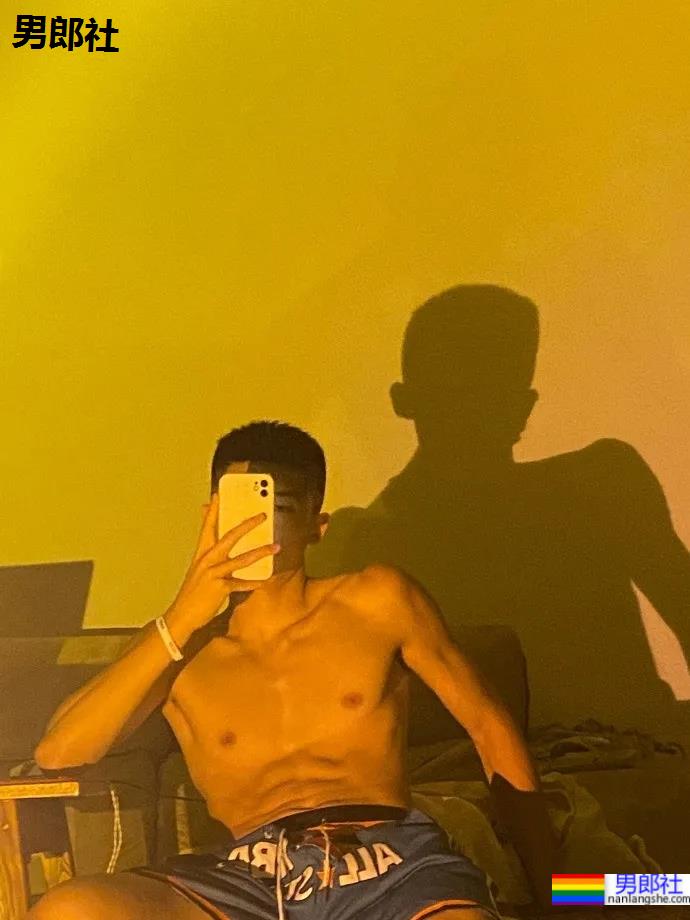 湖南理工02年185CM篮球体育生,薄肌寸头长腿弟弟也太可了吧! - 51虹马 湖南理工02年185CM篮球体育生,薄肌寸头长腿弟弟也太可了吧! - 51虹马