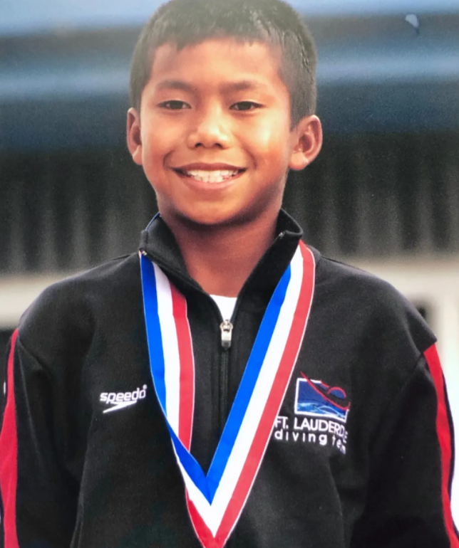 那个同性恋收养的男孩，闯进了奥运跳水决赛 - 51虹马