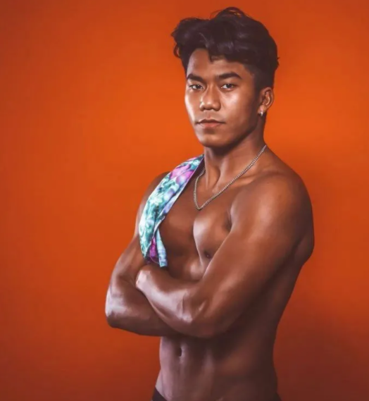 那个同性恋收养的男孩，闯进了奥运跳水决赛 - 51虹马