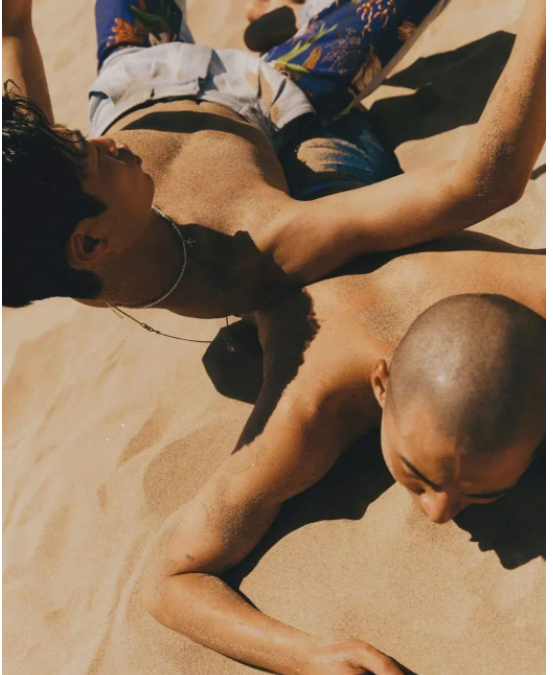 广州初二男生宿舍床上与五年级男孩发生关系被起诉 - 51虹马