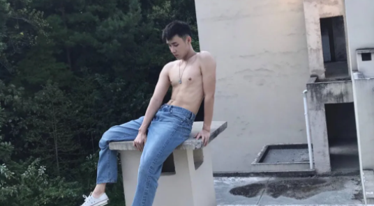 医学生：推特奶0、网黄高中生，让我痴迷！-51虹马