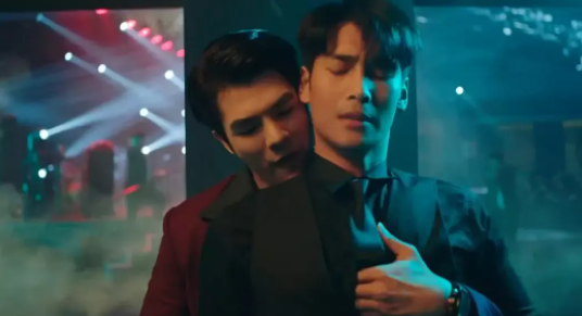 新剧:掰弯已婚直男。。。尺杜高能! - 51虹马 新剧:掰弯已婚直男。。。尺杜高能! - 51虹马