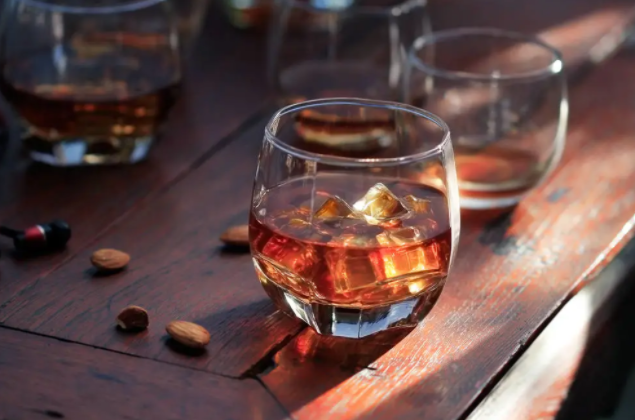 上海春丽同志酒吧宣布关门,魔都基友担心同志市场迎来关店潮 - 51虹马 上海春丽同志酒吧宣布关门,魔都基友担心同志市场迎来关店潮 - 51虹马