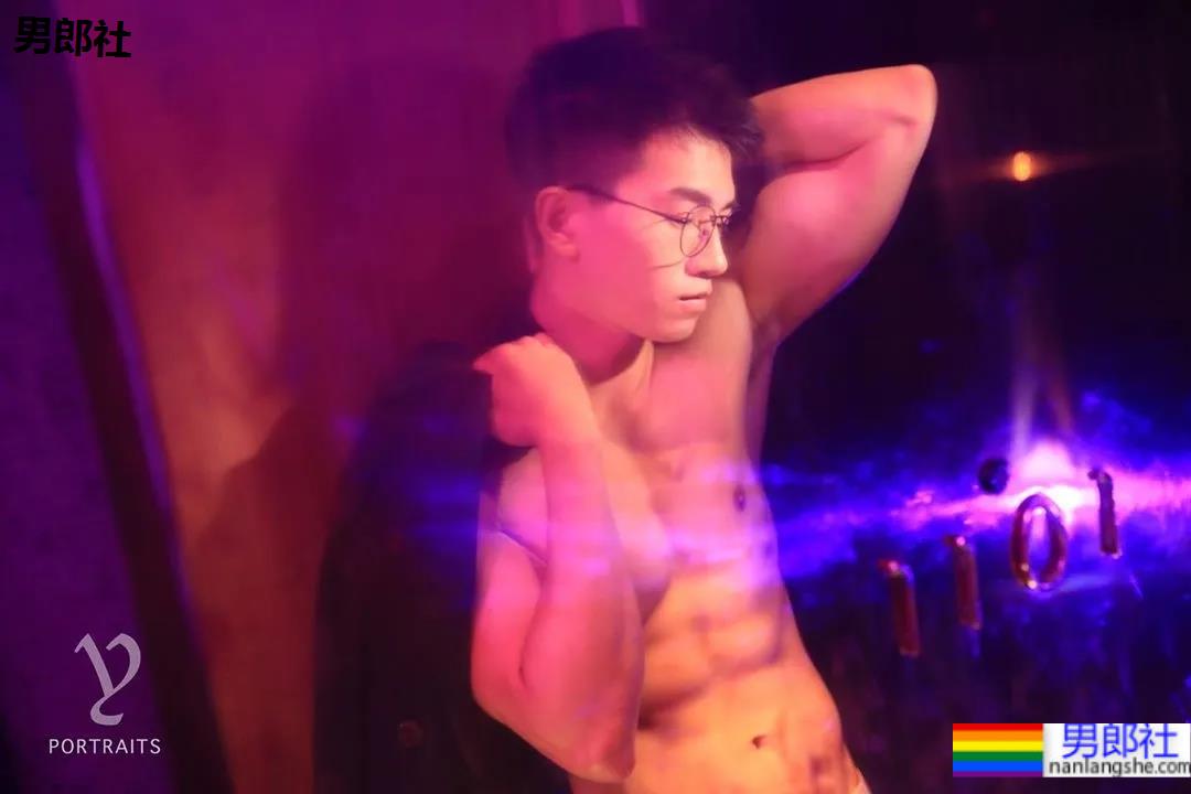 肌肉工程师今年32岁,你敢信?! - 51虹马 肌肉工程师今年32岁,你敢信?! - 51虹马