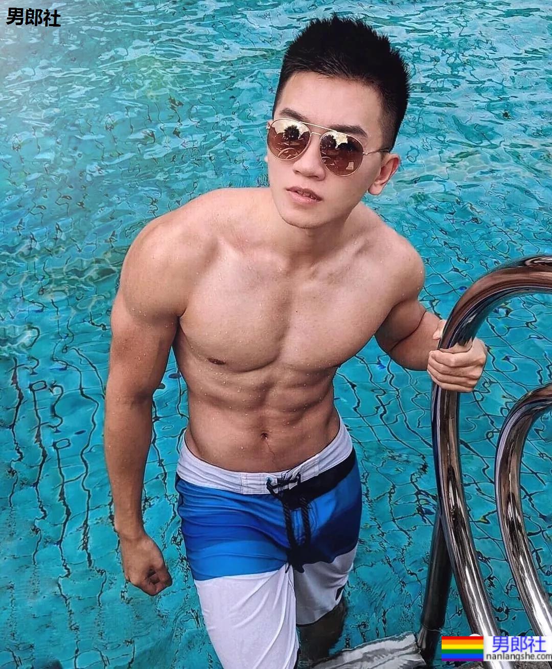 肌肉工程师今年32岁,你敢信?! - 51虹马 肌肉工程师今年32岁,你敢信?! - 51虹马