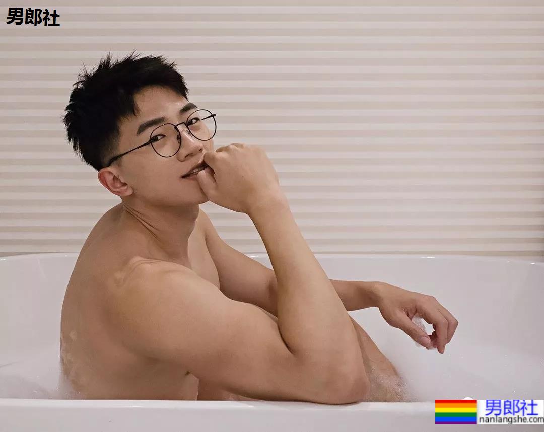 肌肉工程师今年32岁,你敢信?! - 51虹马 肌肉工程师今年32岁,你敢信?! - 51虹马