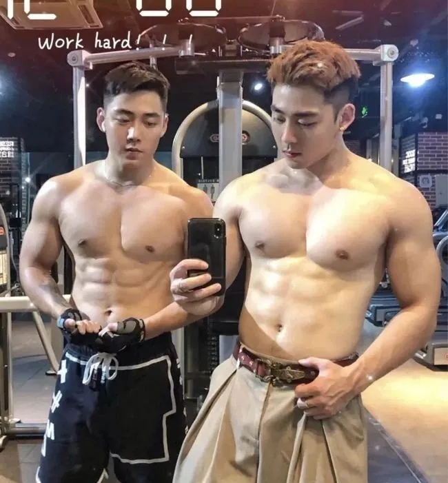 宁波这对双胞胎肌肉帅哥火了！ - 51虹马