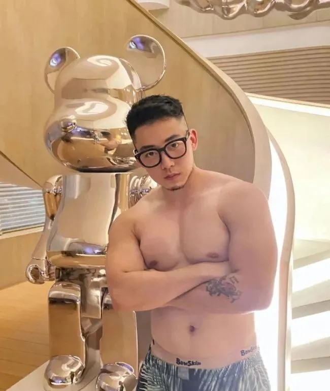 宁波这对双胞胎肌肉帅哥火了！ - 51虹马