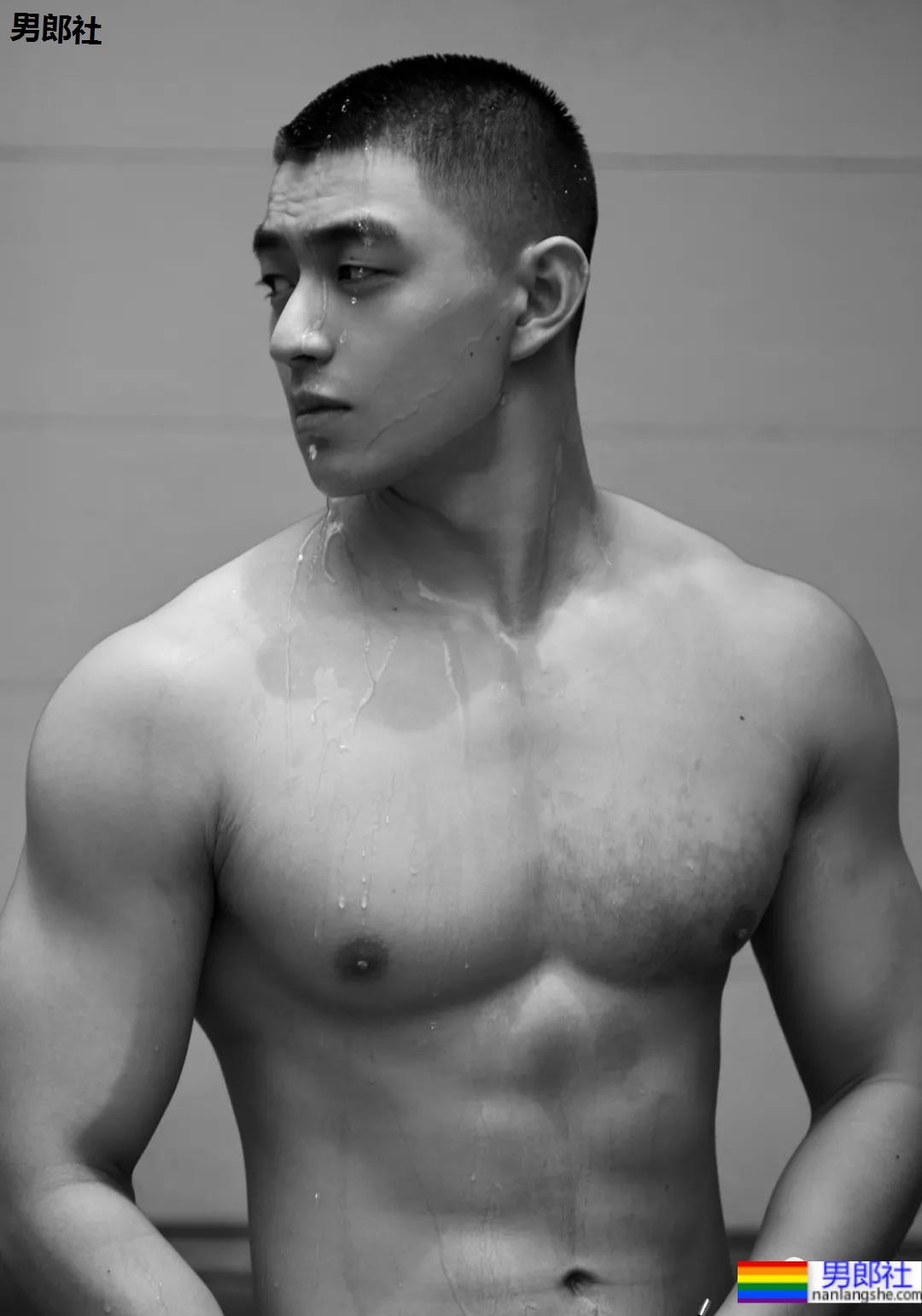 专访网红帅哥刘聪:寸头男生到底有多欲!四川屈楚萧太爱了! - 51虹马 专访网红帅哥刘聪:寸头男生到底有多欲!四川屈楚萧太爱了! - 51虹马