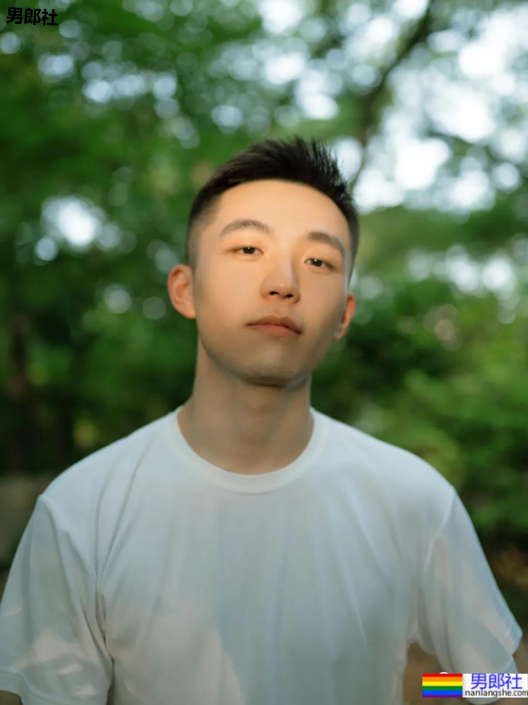 秋天的第一只小奶狗男友,阳光帅气带着甜! - 51虹马 秋天的第一只小奶狗男友,阳光帅气带着甜! - 51虹马