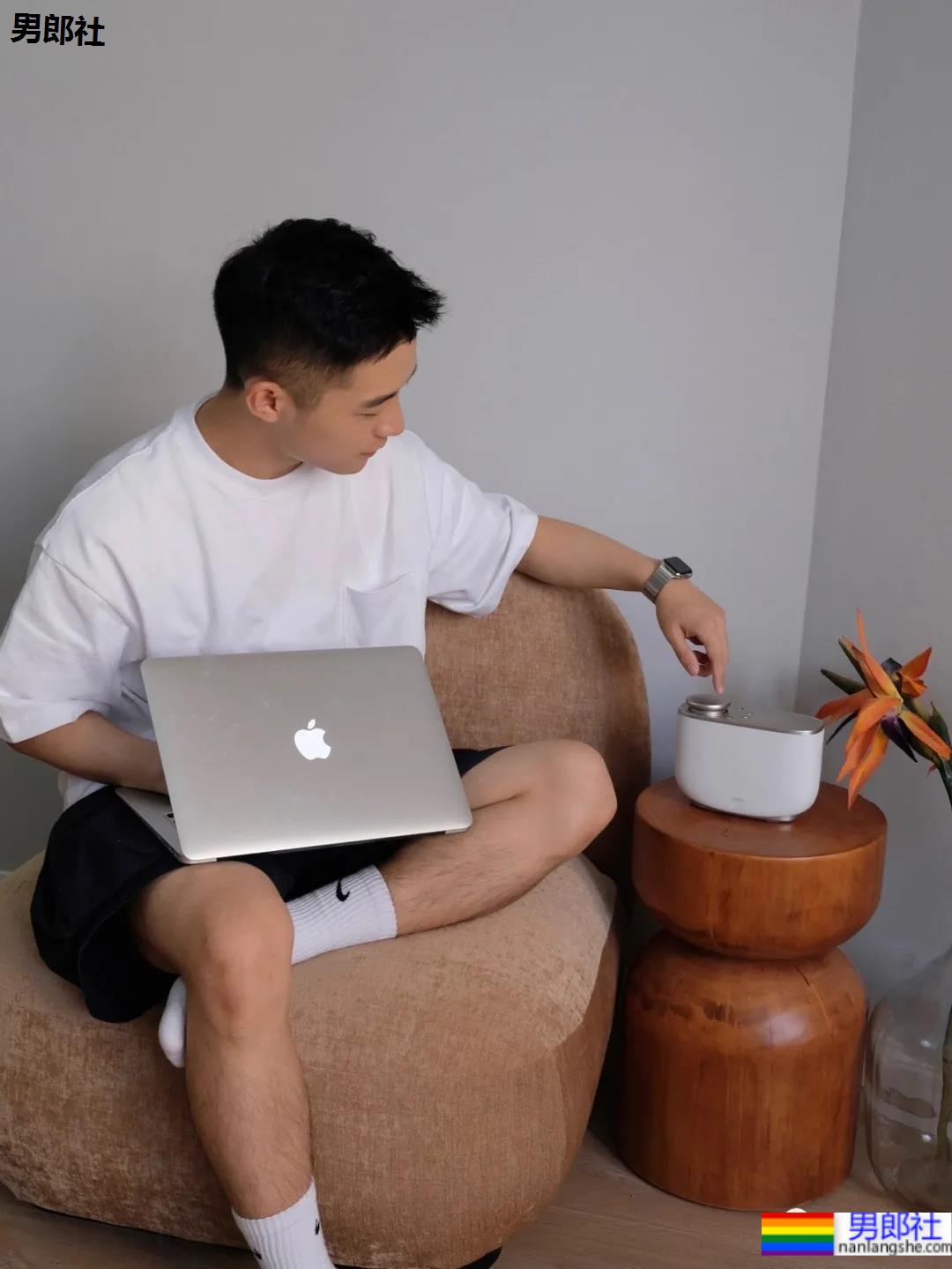 秋天的第一只小奶狗男友,阳光帅气带着甜! - 51虹马 秋天的第一只小奶狗男友,阳光帅气带着甜! - 51虹马