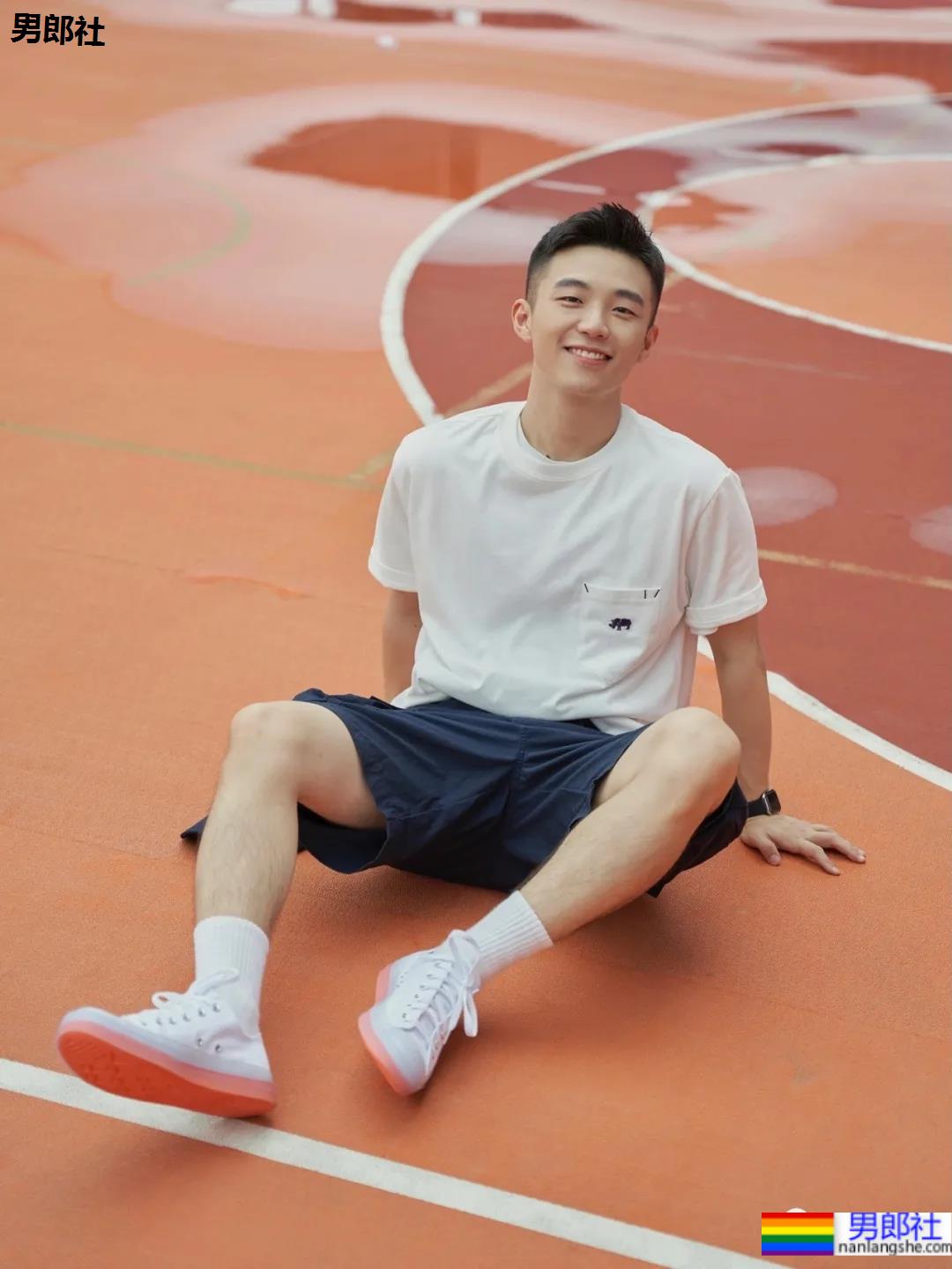 秋天的第一只小奶狗男友,阳光帅气带着甜! - 51虹马 秋天的第一只小奶狗男友,阳光帅气带着甜! - 51虹马